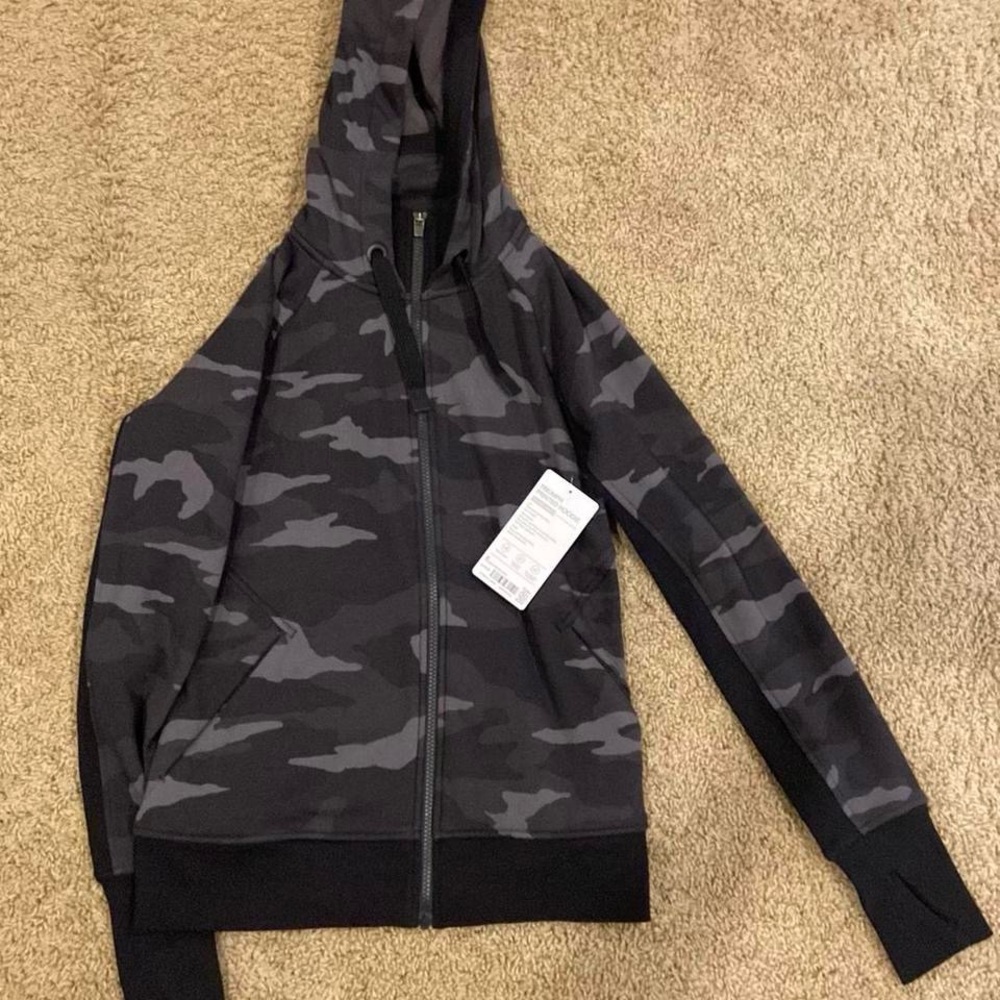 Women’s Athleta Jacket
New with tags